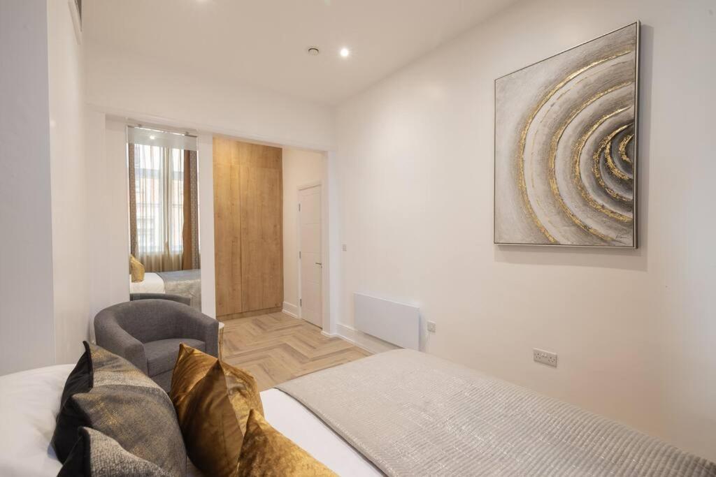 The Pocklington - The Graduate Suite Лестер Экстерьер фото