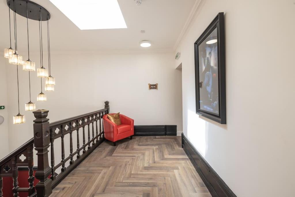The Pocklington - The Graduate Suite Лестер Экстерьер фото