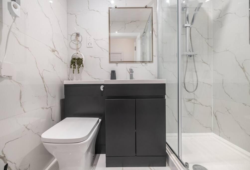 The Pocklington - The Graduate Suite Лестер Экстерьер фото
